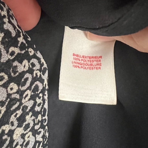 Blue pleated ruffled skirt, can be high waist or low rise and zipper entry. - Picture 8 of 9